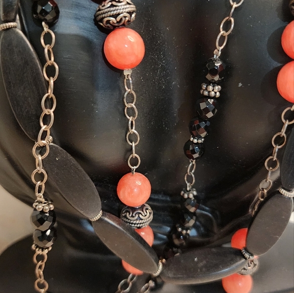 VINTAGE 80s Chunky Layered Necklace WOODEN METAL GLASS Orange Black Multi-Strand - Picture 2 of 10